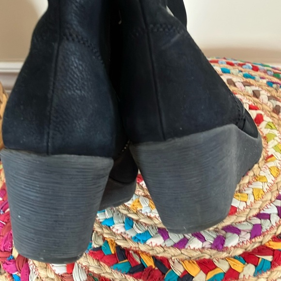 THE FLEXX Black Leather Wedges Ankle Boots - Picture 3 of 6